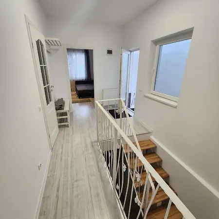 House 2-level Ultracentral Apartament Brașov